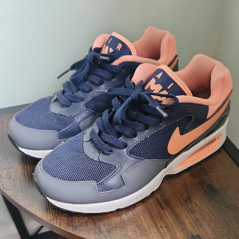Nike Blue and Orange Sneakers Mesh Suede Upper